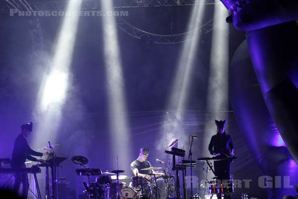 SBTRKT - 2014-05-31 - PARIS - Parc de Bagatelle - 